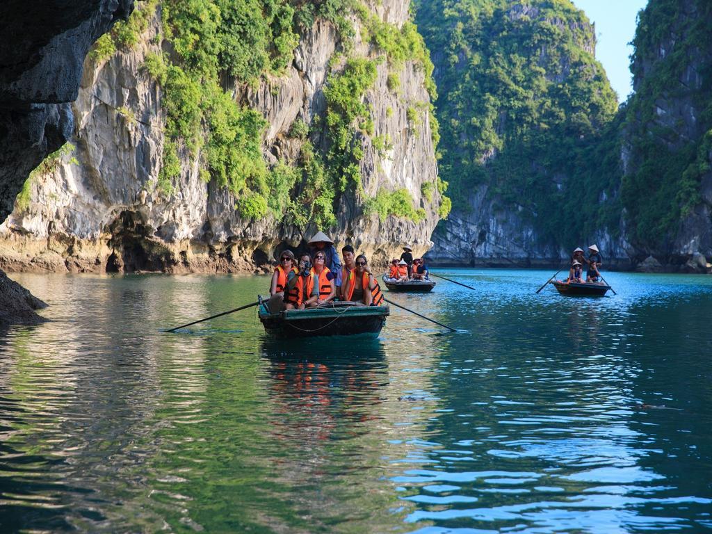 Hotel Garden Bay Premium Cruise Ha Long Esterno foto