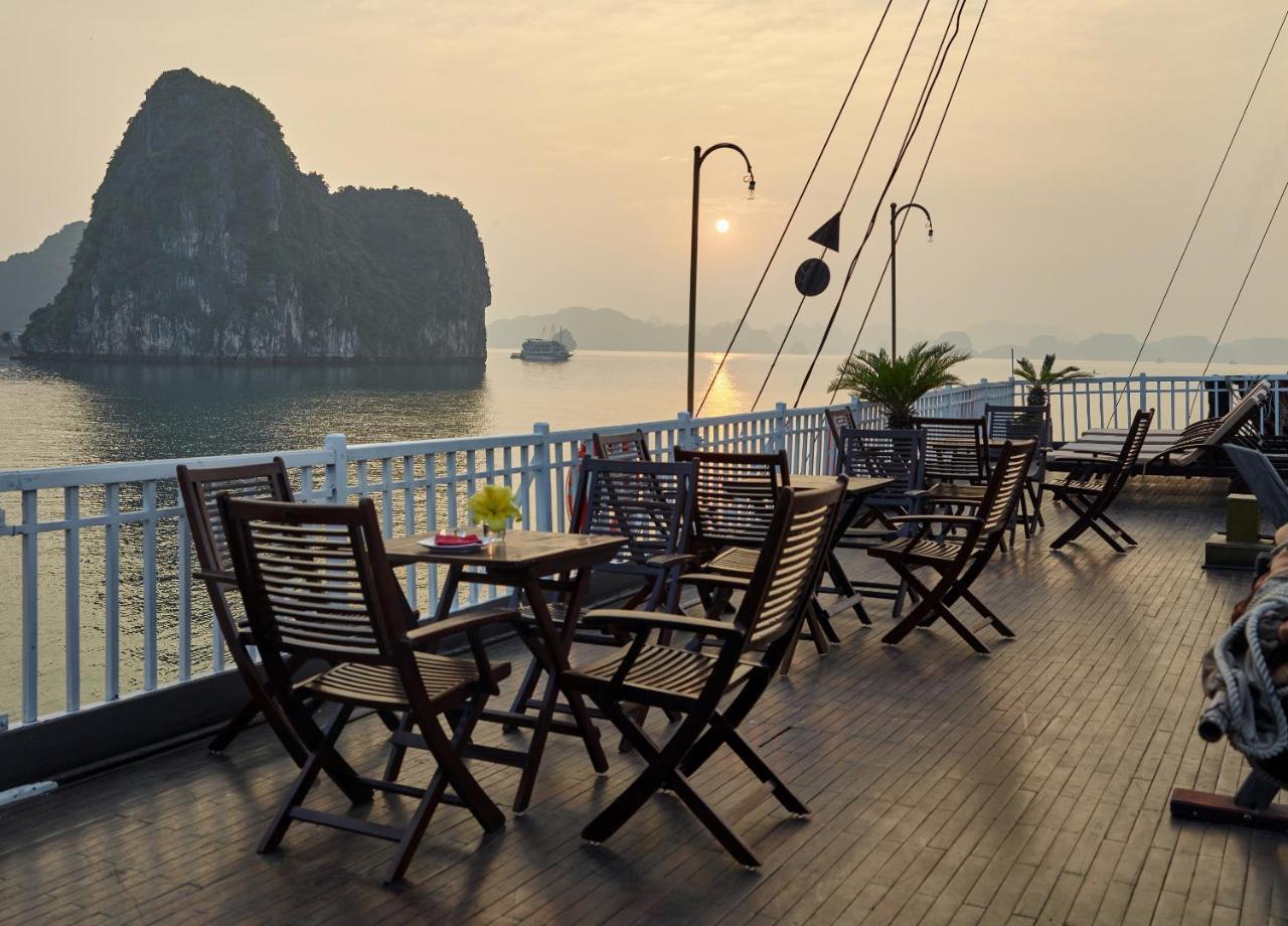 Hotel Garden Bay Premium Cruise Ha Long Esterno foto